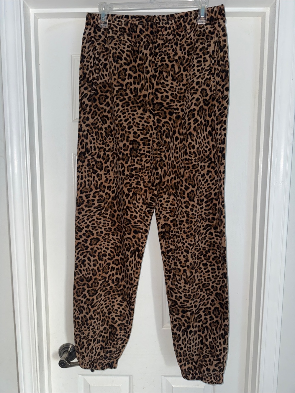 GAP Women’s Leopard Print Sweatpants in Brown and Black, Medium TALL